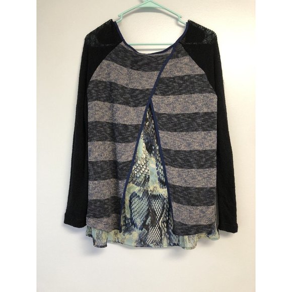 Poeme Citron Layered Top Size M Gray Striped Knit Sleeve Semi Sheer Hem - Picture 5 of 5